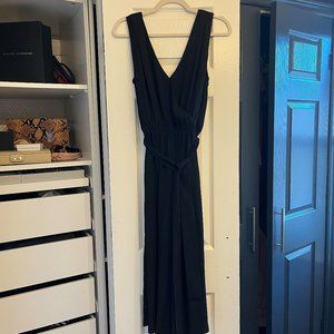 Aritzia Maximillian Jumpsuit (Black, Size Small, Never worn)